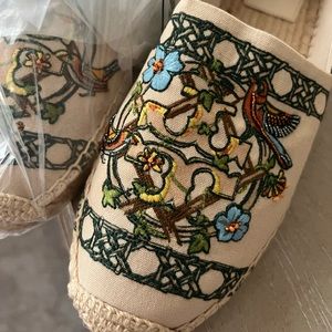 Tory Burch espadrilles brand new size 10.5